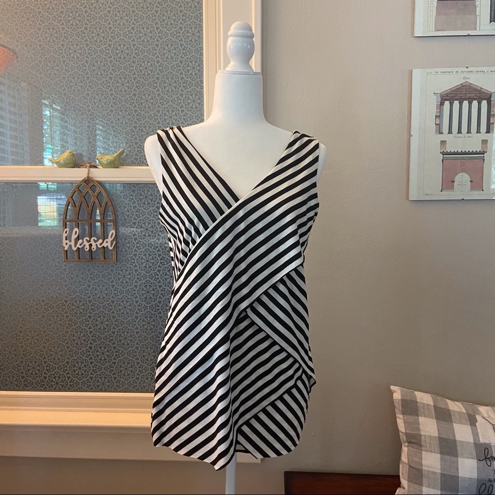 Verve Black & White Stripe Tank Top Size L